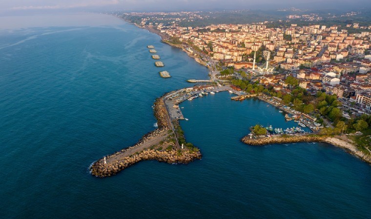 KARADENİZ’İN SESSİZ LİMANI; AKÇAKOCA !