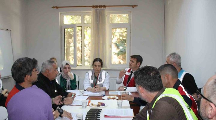 HASTANE PERSONELİ ACİL DURUM TATBİKATI YAPTI!