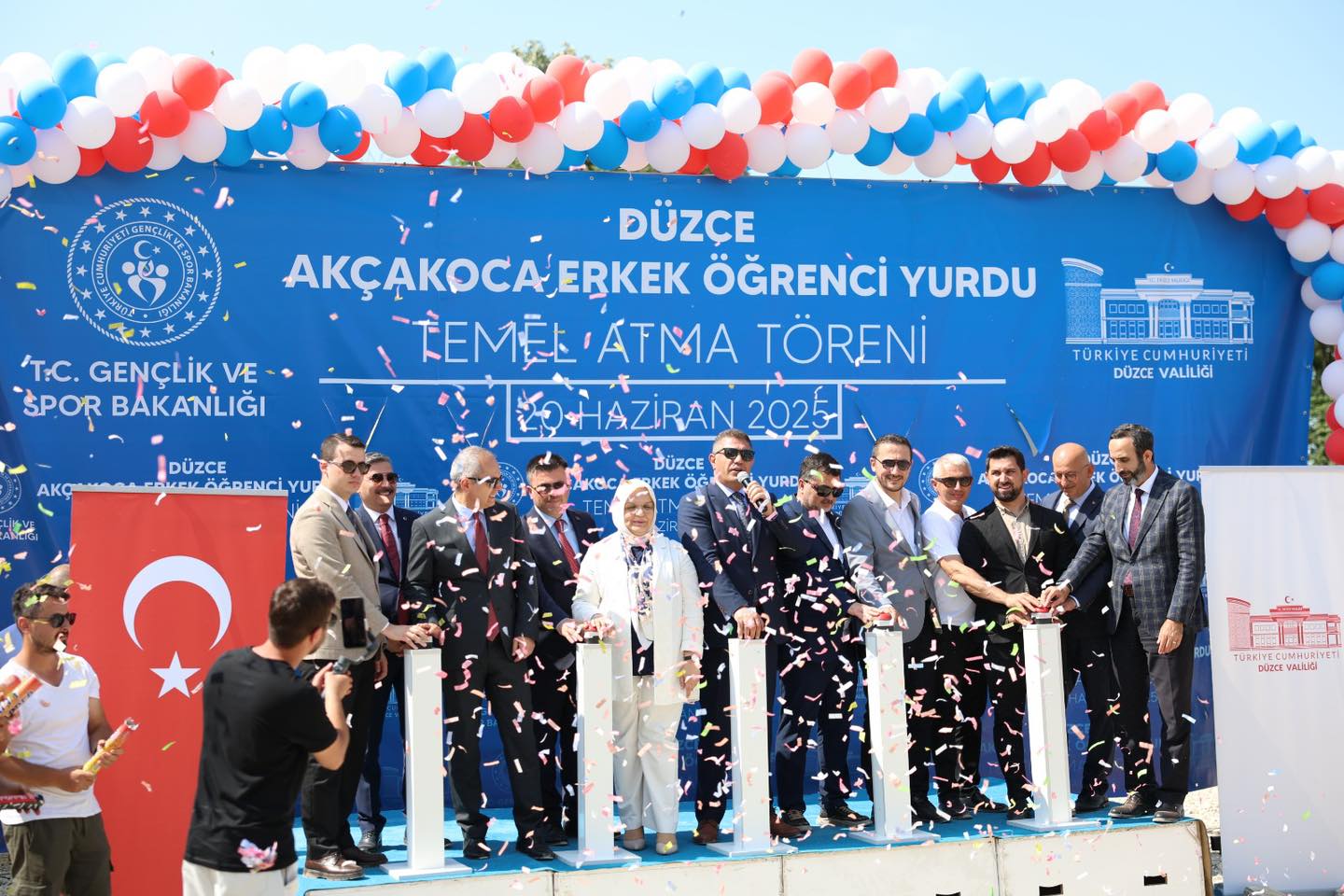 ÖĞRENCİLER İÇİN YENİ YURT BİNASININ TEMELİ ATILDI!