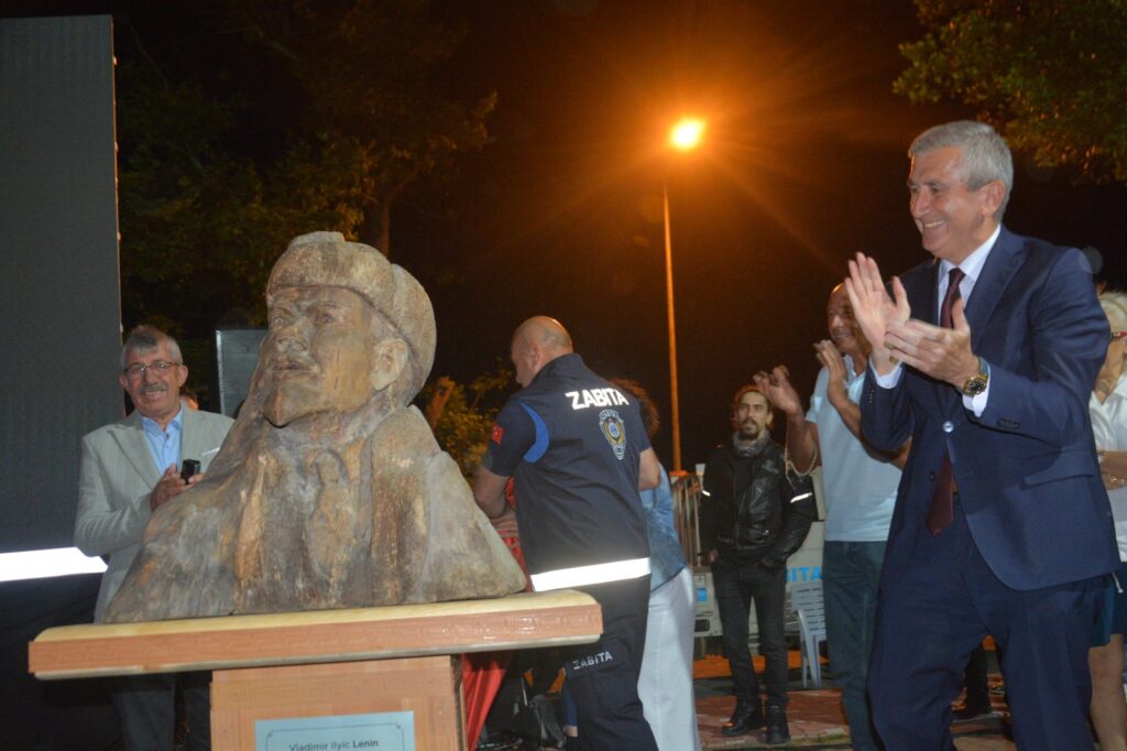 AKÇAKOCA’DA LENİN GECESİ!