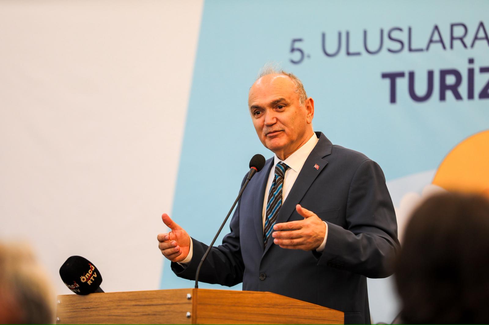 ÖZLÜ; “TURİZMİN 50 YILINI MASTER PLAN İLE ŞEKİLLENDİRECEĞİZ”!